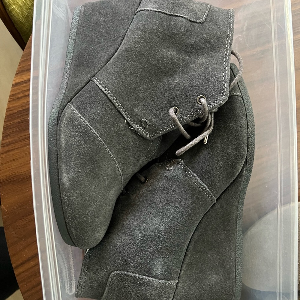 Tom’s Wedge Gray Size 7.5